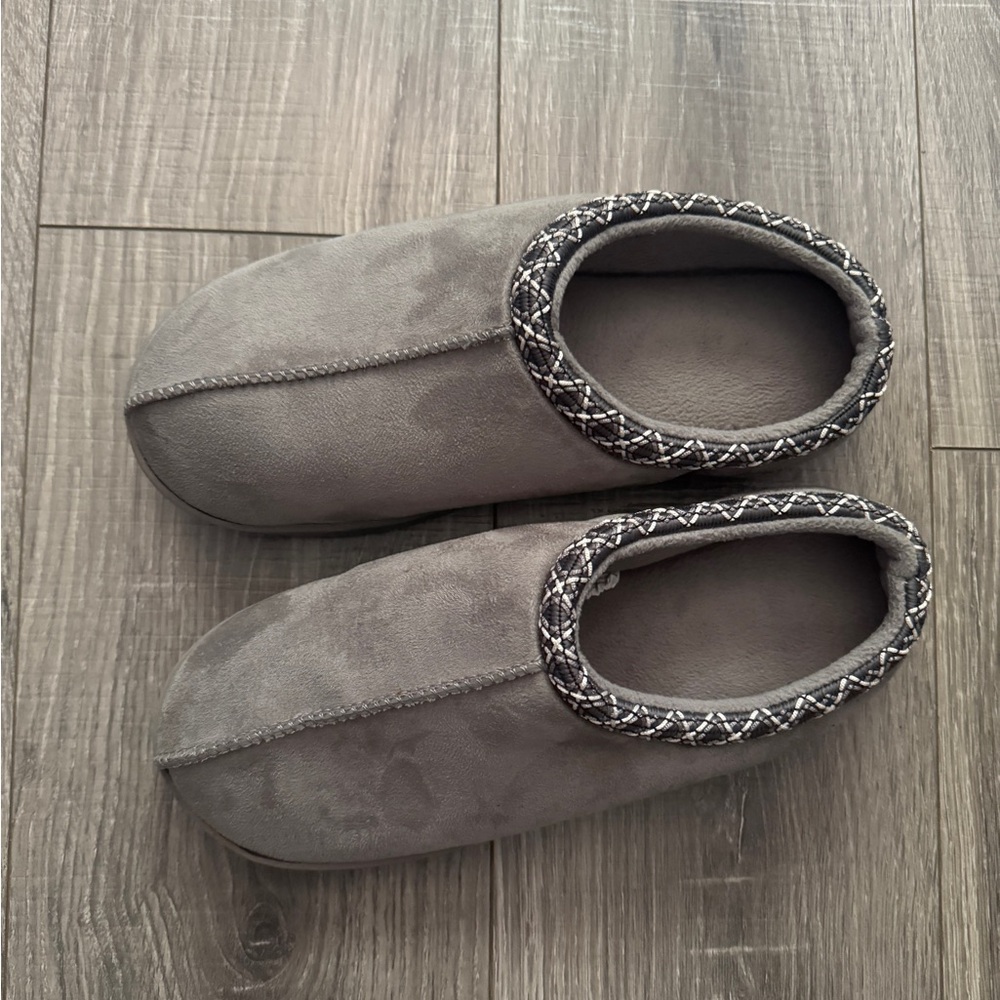 Sonoma Gray Cozy Slip-On Indoor Slippers